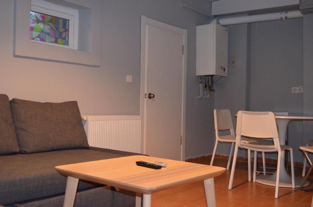 Newly Renovated Cozy Stay O-5 In Taksim Istanbul Exterior foto